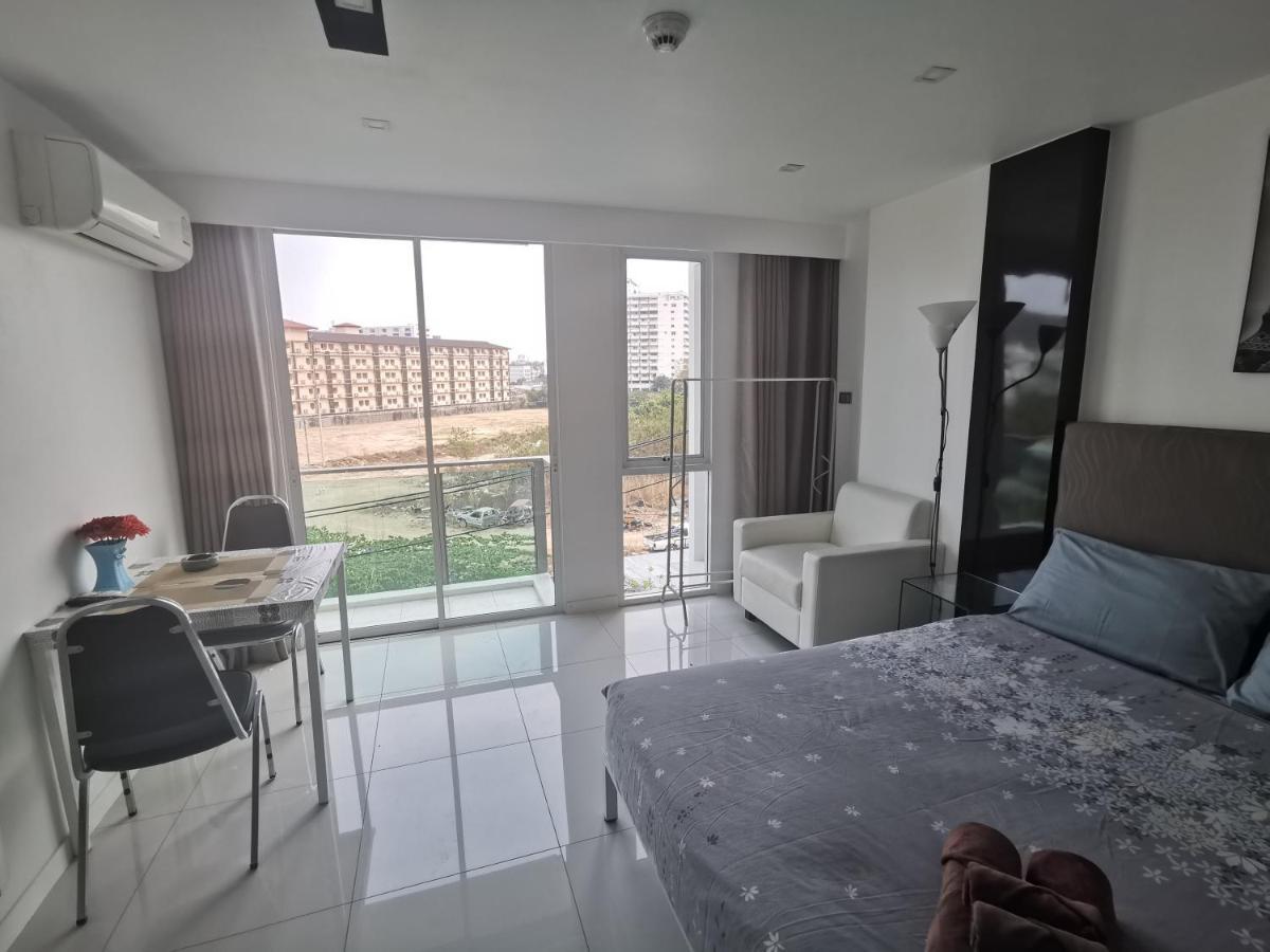 City Center Residence Pattaya Bagian luar foto